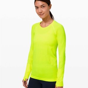 Size 4 Lululemon Swiftly Tech Long Sleeve 2.0-Highlight Yellow